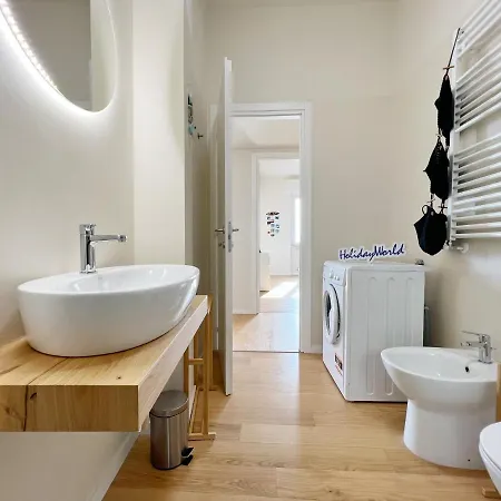 Seaside Luxury By World Apartment