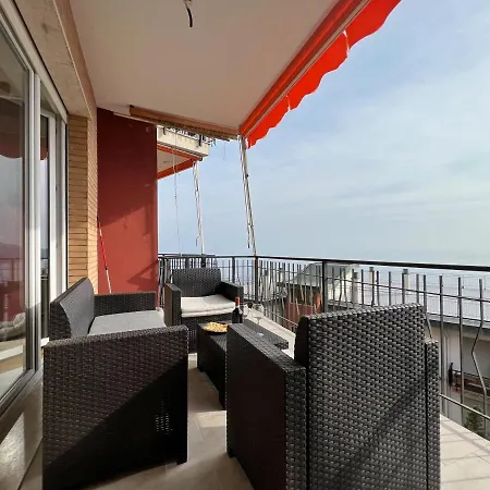 Apartment Seaside Luxury By World *